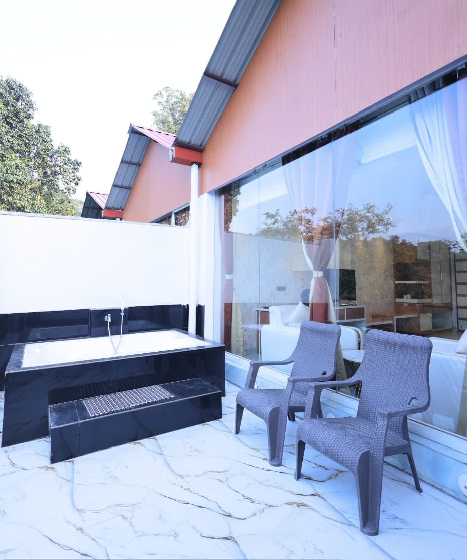 Warm and elegant Eternity suite interior