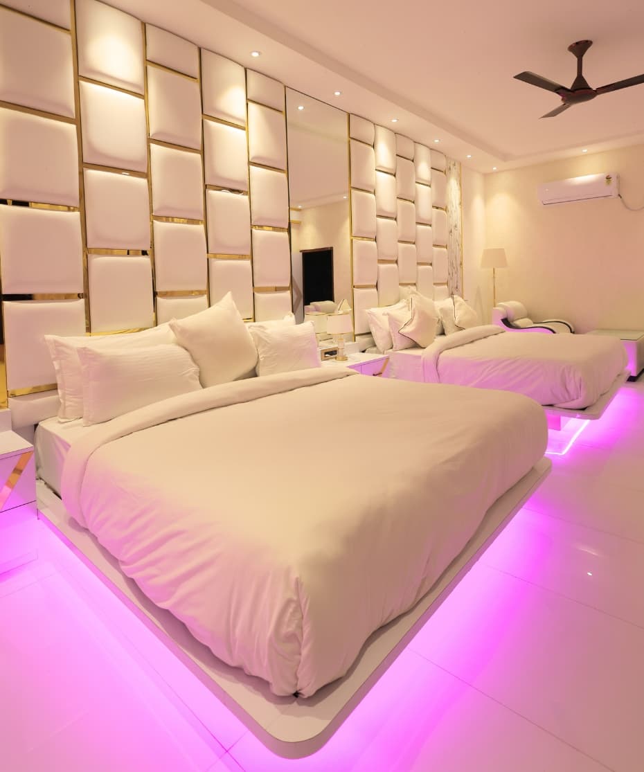 Twin Bedroom